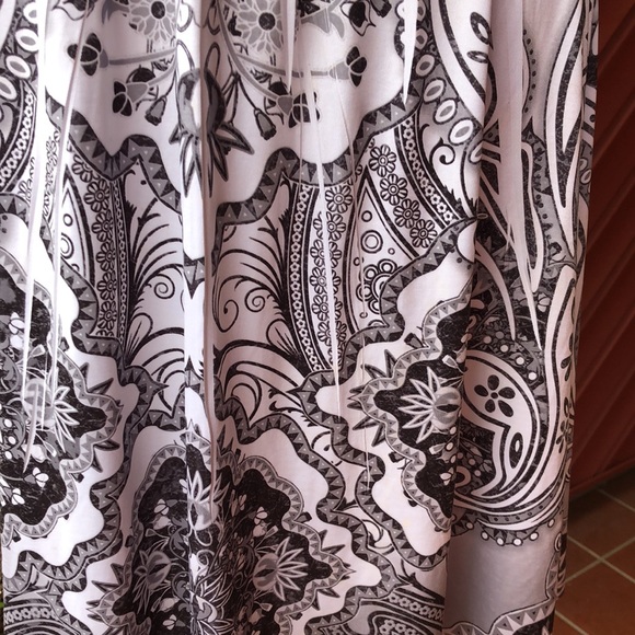 EUC Unity Dress - Picture 5 of 10